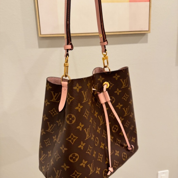 Louis Vuitton neonoe bag - Picture 10 of 11